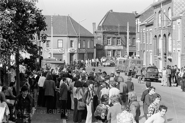 Marche non violente Londres-Paris pour la suspension des essais nuclaires - Wattrelos - 26 mai 1973