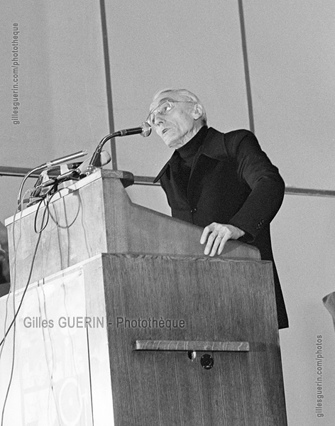 Jacques-Yves Cousteau  alias  Commandant Cousteau  