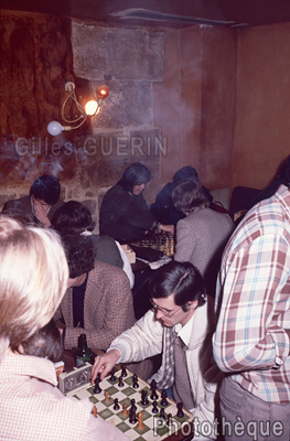 Cercles d'checs  Paris - Au Caveau de la Bole