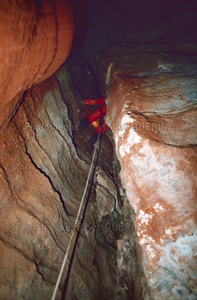 Splologie dans le dpartement du Lot - 1975 - Fissure verticale 