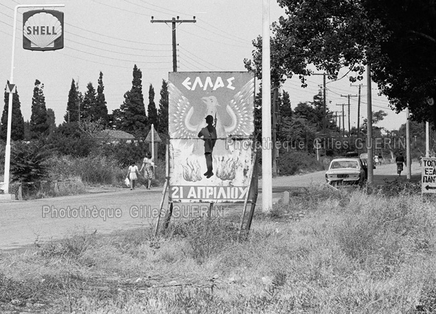 Turquie juillet aout 1973 - Panneau de propagande politique...