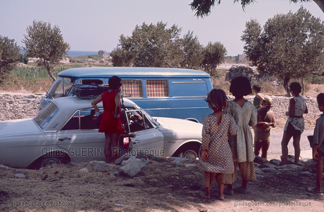 Enfants et touristes