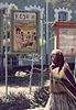 Turquie 1973 - Femme voile devant un affichage d'annonce pour films rotiques