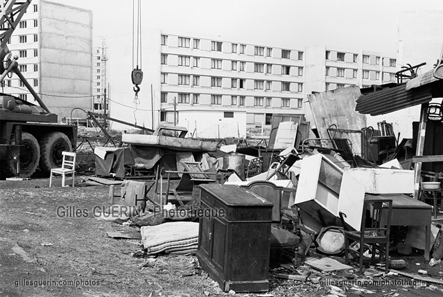 Démolition du bidonville du Franc Moisin en Seine-Saint-Denis