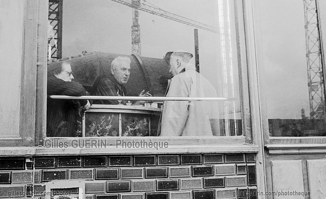 Dans le quartier des Halles de Paris pendant la dmolition de 1972  73  