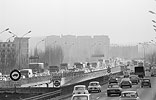 1973  - Circulation automobile à Paris - Embouteillages sur le boulvard périphérique sud à la Porte de Gentilly