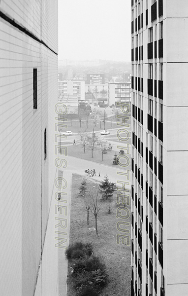 Cits de banlieue en le-de-France - Vigneux sur Seine - Cit de la Croix Blanche - Dcembre 1973 - 1975