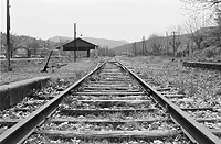Voie de chemin de fer désaffectée à St Paul-le-Jeune - Ardèche - 1973