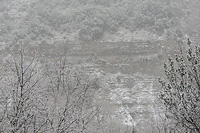 Falaise neige brouillard hivers