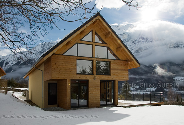 Maison bardage bois en Valgaudemar - Massif des Écrins - Alpes françaises