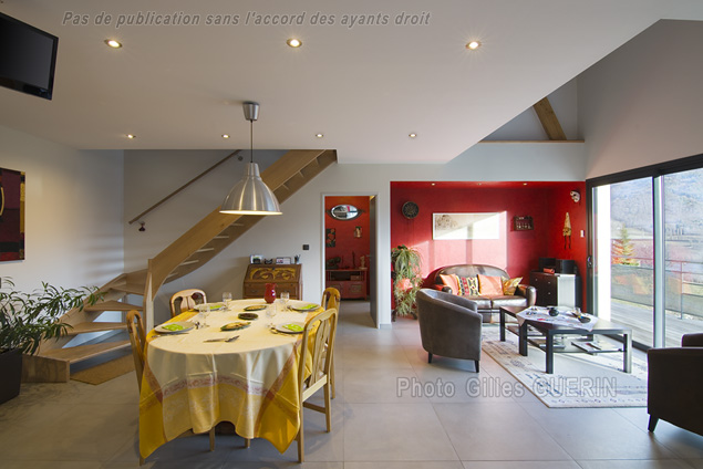 Maison bardage bois en Valgaudemar - Massif des Écrins - Alpes françaises