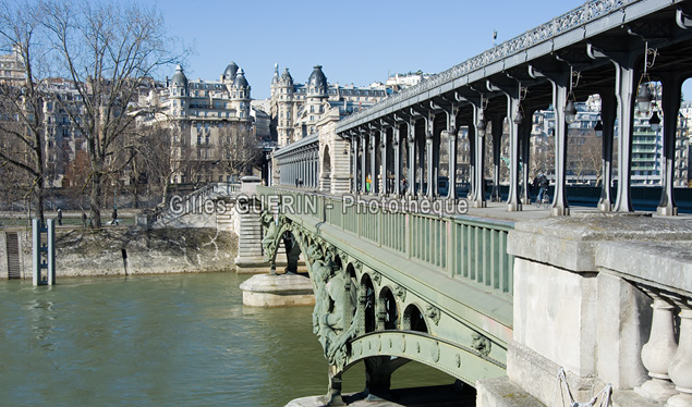 Pont de Bir-Hakeim