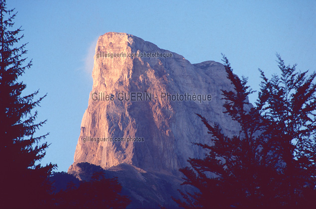 Paysage Vercors -  Face nord-ouest du Mont Aiguille