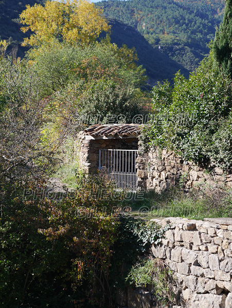 Chemin de Grande Randonnes  la limite sud du Parc Naturel Rgional des Monts d'Ardche - Cvennes 2021