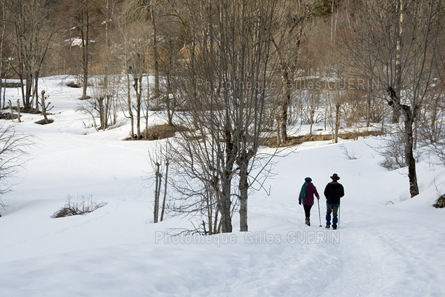 Randonne pdestre en hivers dans le Parc National des Ecrins