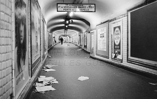 Couloirs du mtro parisien vandaliss - 1975
